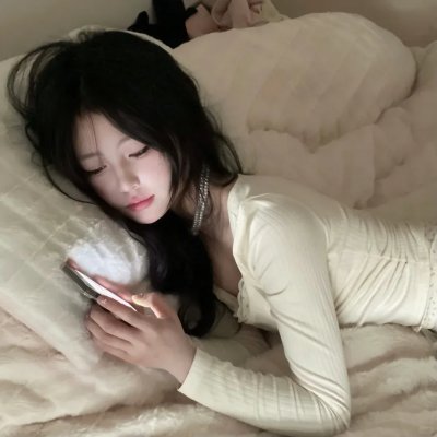 夜深沉,爱难吟